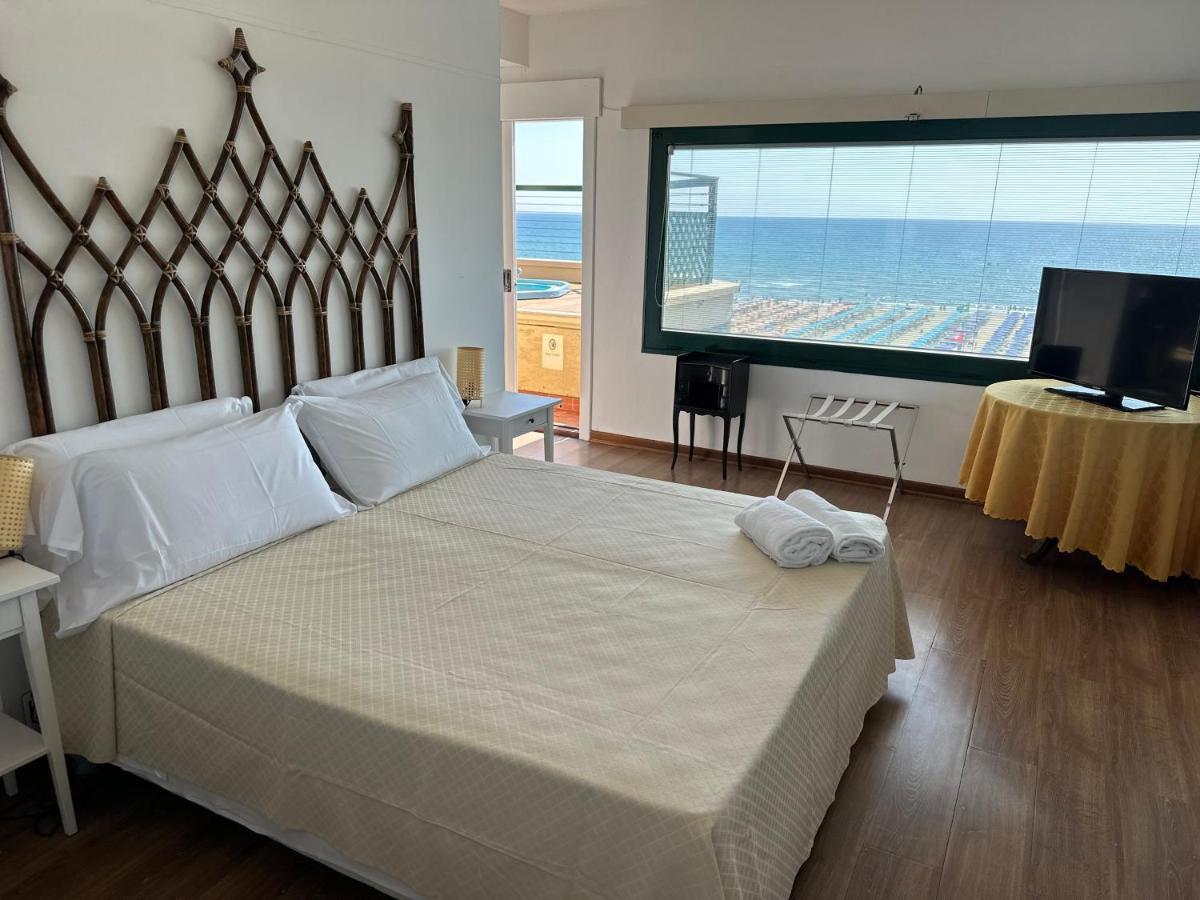 Piccadilly Penthouse With Jacuzzi Hotel Lido di Camaiore Exterior photo