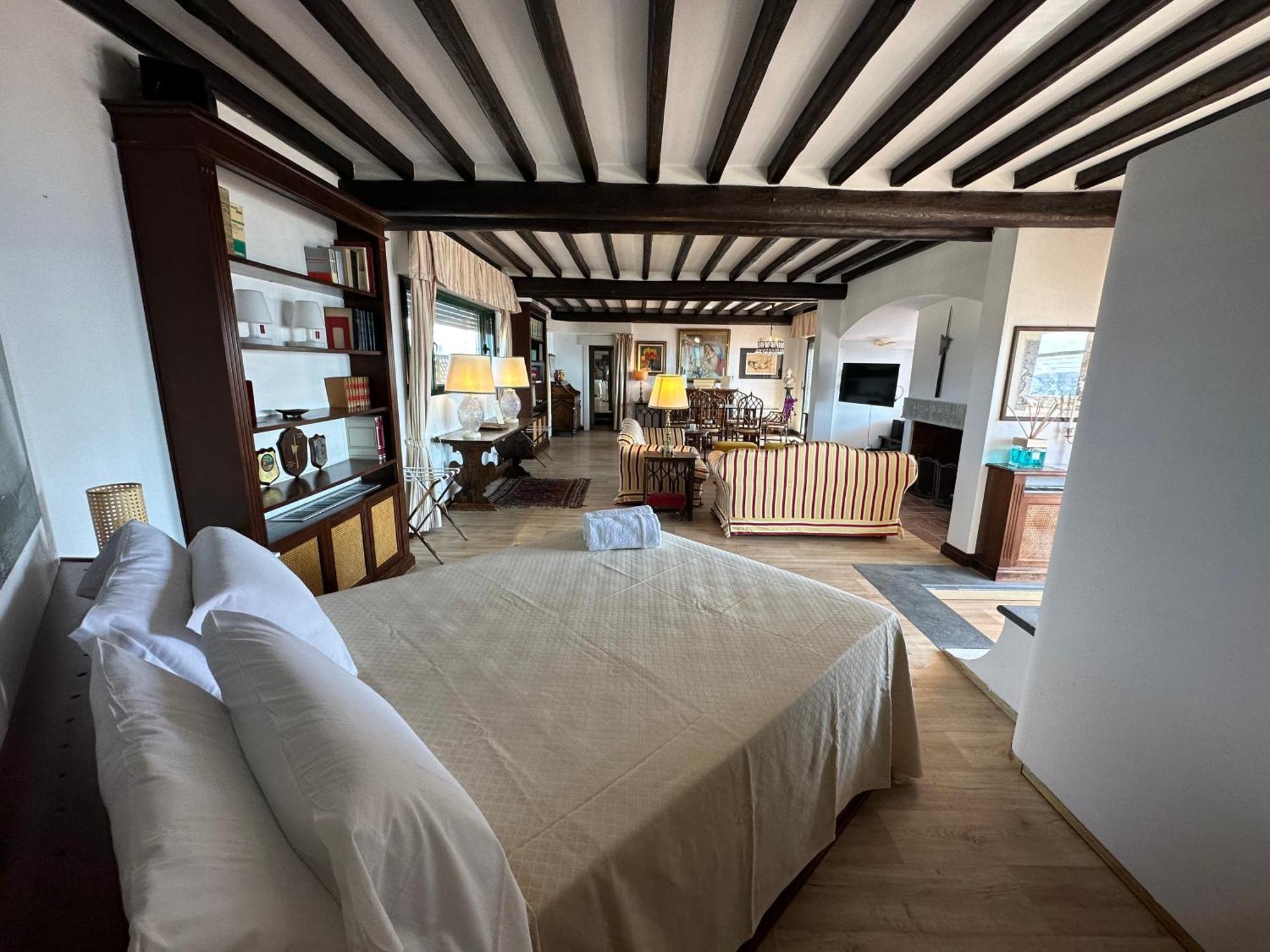 Piccadilly Penthouse With Jacuzzi Hotel Lido di Camaiore Exterior photo